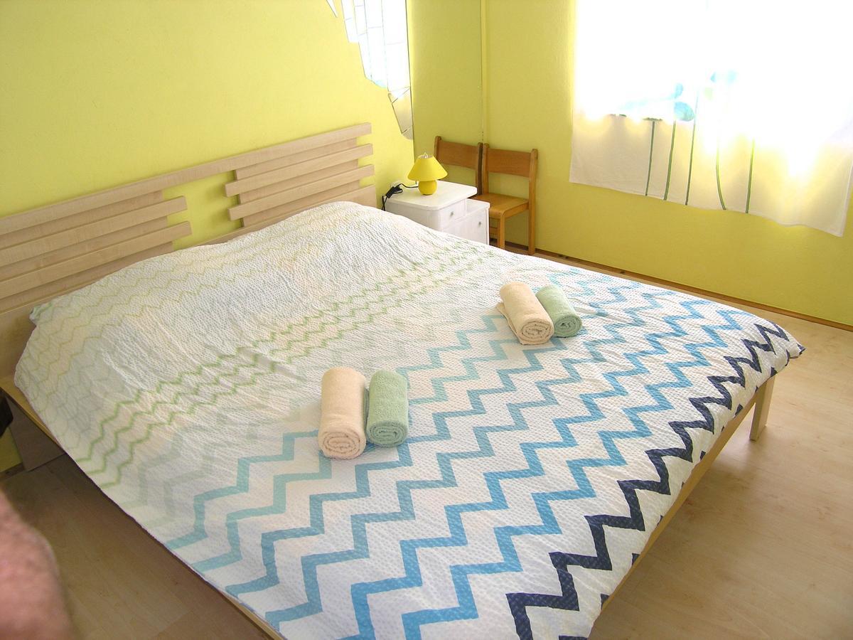 Apartment Danilo Крк Екстер'єр фото