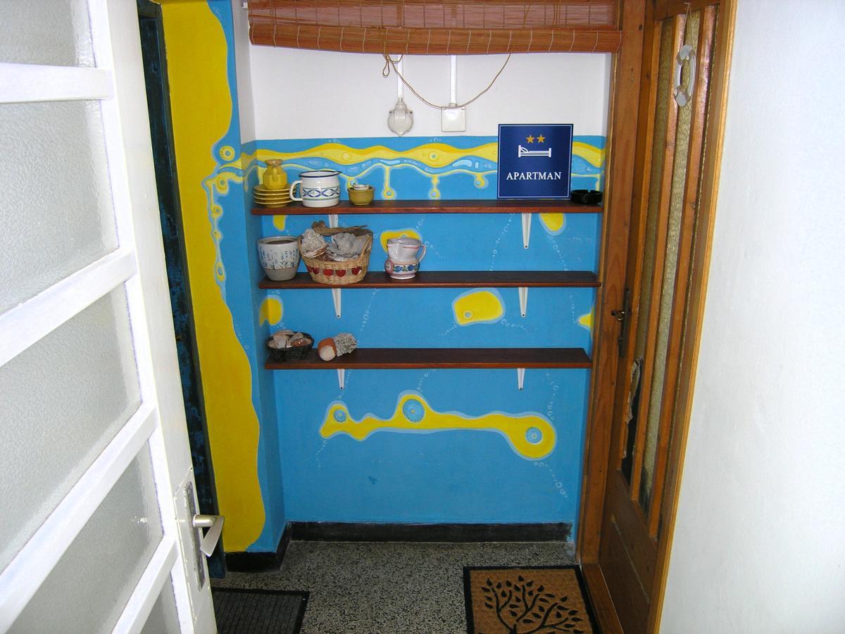 Apartment Danilo Крк Екстер'єр фото